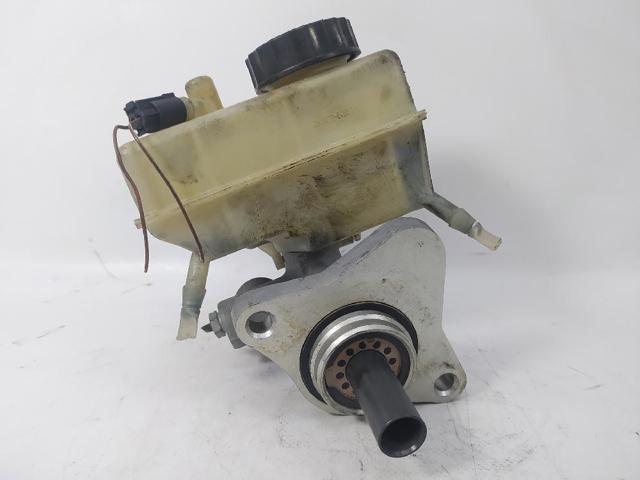 Zbiorniczek głównego cylindra hamulcowego (płynu hamulcowego) A2034300002 MERCEDES
