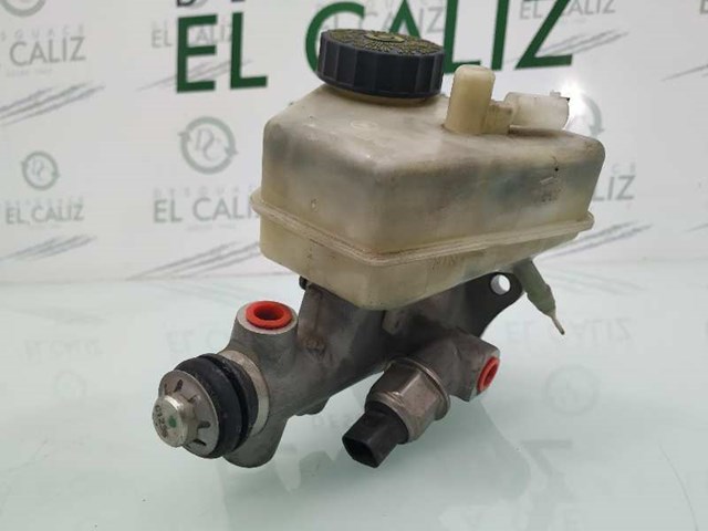 Zbiorniczek głównego cylindra hamulcowego (płynu hamulcowego) A2034300002 MERCEDES