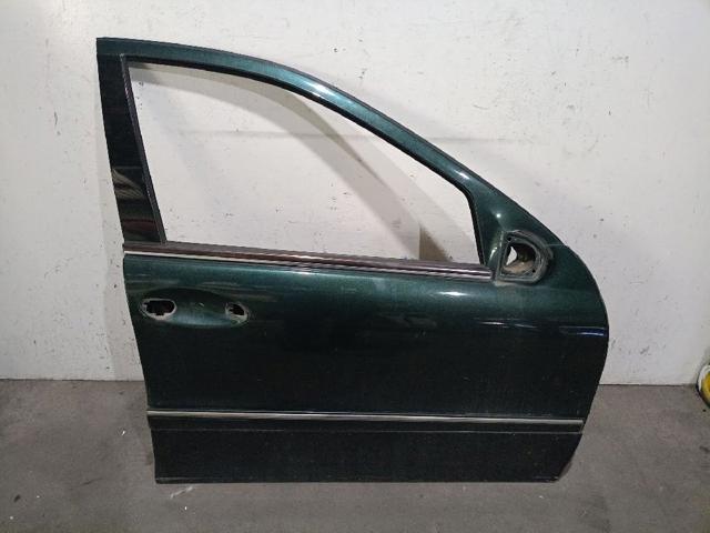 Drzwi przednie prawe A2037200205 MERCEDES