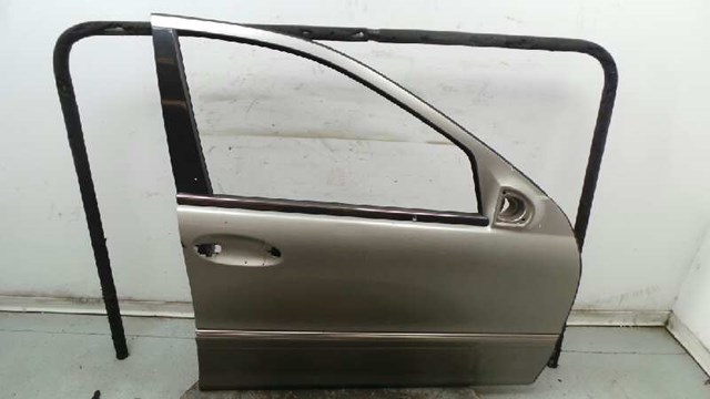 Drzwi przednie prawe A2037200205 MERCEDES