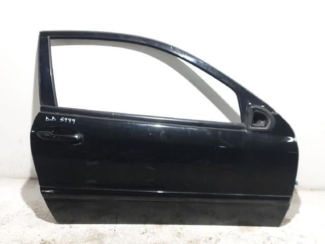Drzwi przednie prawe A2037200605 MERCEDES