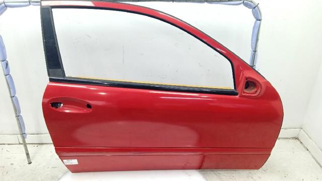Drzwi przednie prawe A2037200605 MERCEDES