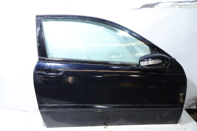 Drzwi przednie prawe A2037201605 MERCEDES