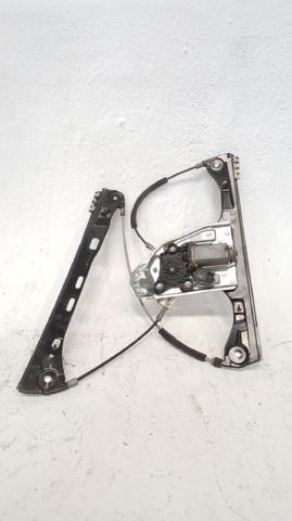 Mechanizm podnoszenia szyby drzwi przednich prawych A2037201646 MERCEDES