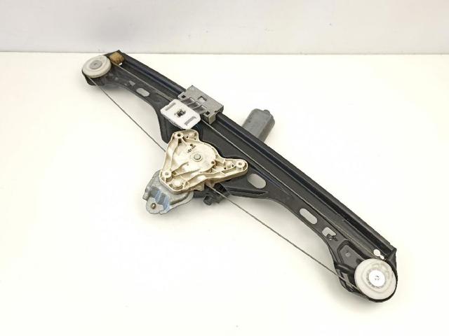 Mechanizm podnoszenia szyby drzwi tylnych prawych A2037300446 MERCEDES
