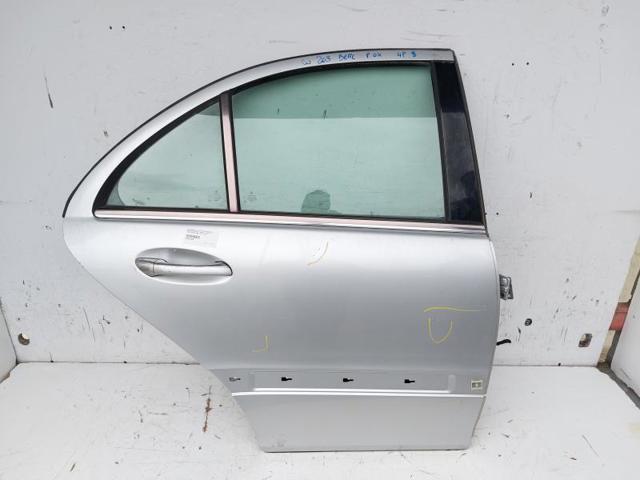 Drzwi tylne prawe A2037300805 MERCEDES