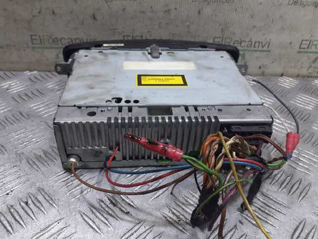Radioodtwarzacz (radio AM/FM) A2038201786 MERCEDES