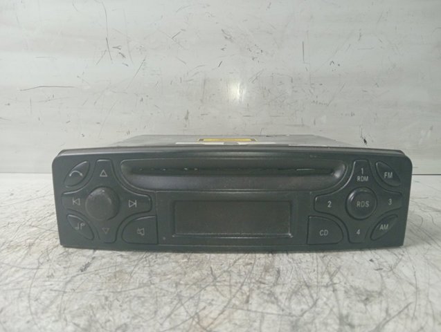 Radioodtwarzacz (radio AM/FM) A2038201786 MERCEDES