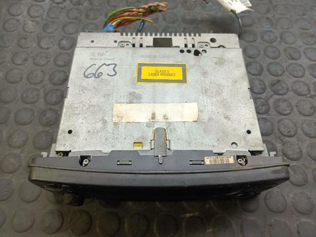 Radioodtwarzacz (radio AM/FM) A2038201786 MERCEDES