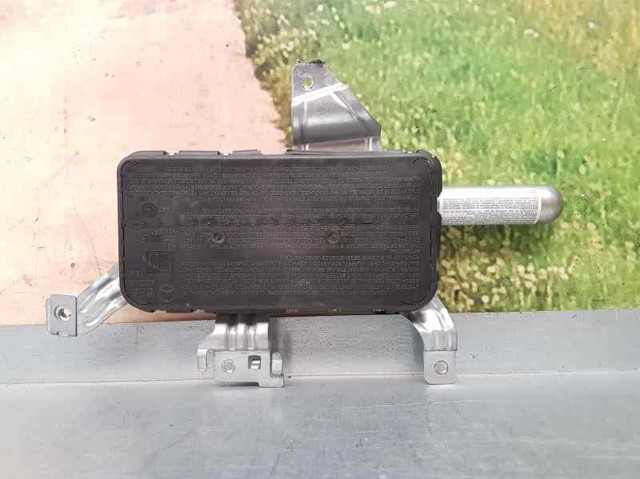 Poduszka powietrzna (AIRBAG) drzwi przednich prawych A2038602605EU MERCEDES