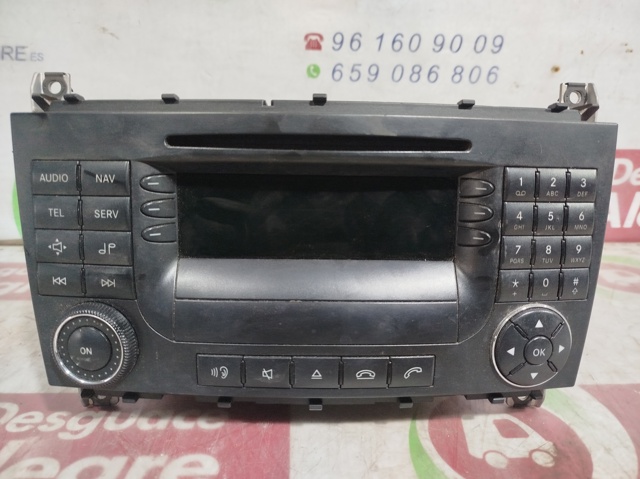 Radioodtwarzacz (radio AM/FM) do Mercedes C CL203