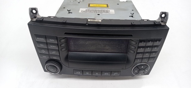 Kupić Radioodtwarzacz (radio AM/FM) Mercedes C  CL203 w dobrej cenie
