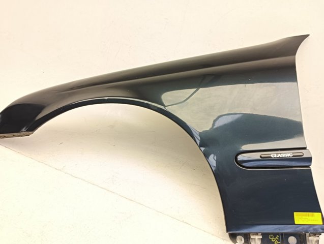Błotnik przedni lewy A2038800118 MERCEDES