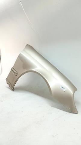 Błotnik przedni prawy A2038800218 MERCEDES