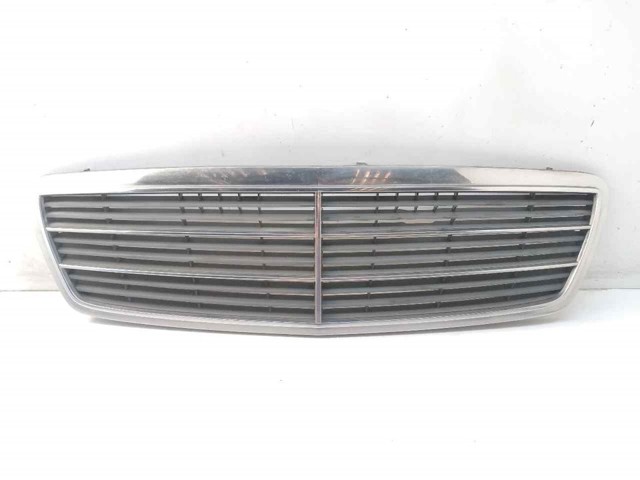 Atrapa chłodnicy A2038800483 MERCEDES