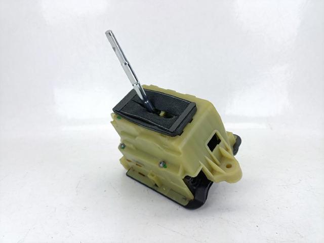 Mechanizm zmiany biegów (cięgno) A2042677524 MERCEDES