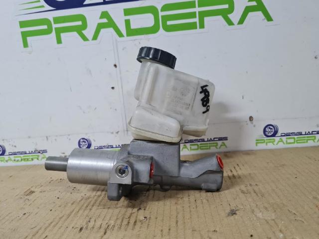 Zbiorniczek głównego cylindra hamulcowego (płynu hamulcowego) A2044300002 MERCEDES