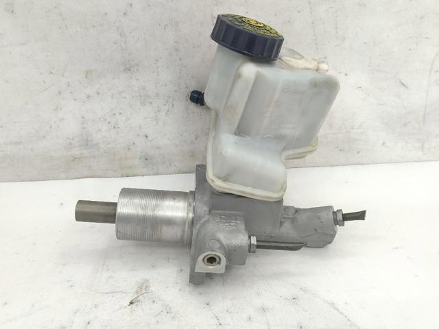 Zbiorniczek głównego cylindra hamulcowego (płynu hamulcowego) A2044300002 MERCEDES