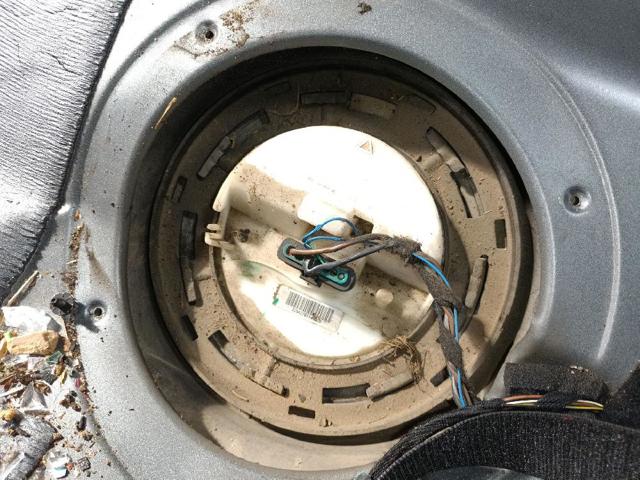 Moduł pompy paliwowej z czujnikiem poziomu paliwa A2044702294 MERCEDES