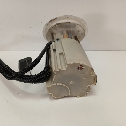 Moduł pompy paliwowej z czujnikiem poziomu paliwa A2044702294 MERCEDES