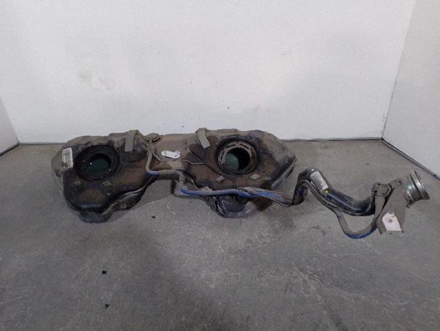 Zbiornik paliwa do Mercedes C W204