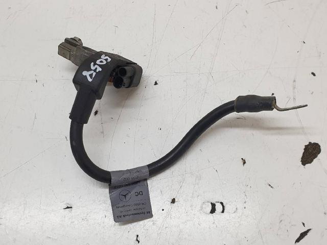 Przewód masowy akumulatora A2045420818 MERCEDES