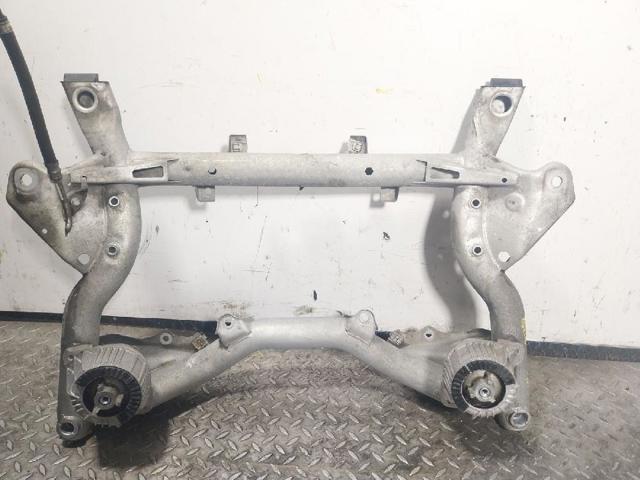 Korpus osi przedniej A2046280757 MERCEDES