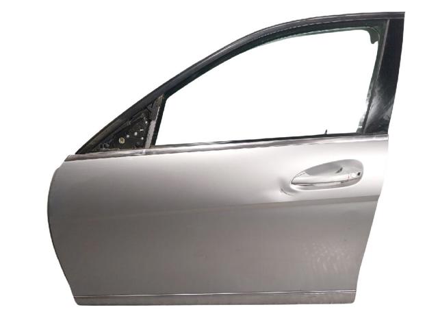 Drzwi przednie lewe A2047200105 MERCEDES