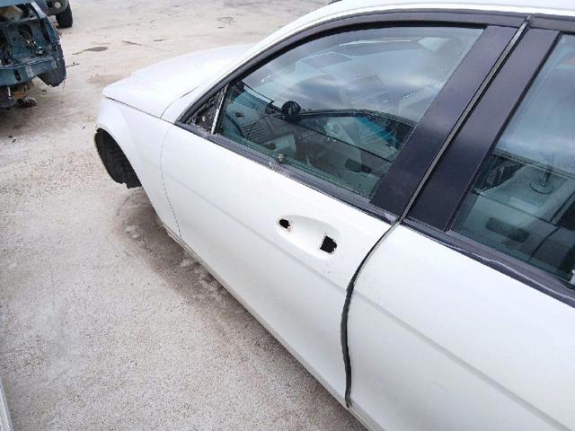 Drzwi przednie lewe A2047200105 MERCEDES