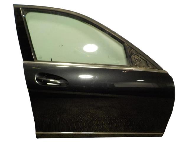 Drzwi przednie prawe A2047200205 MERCEDES