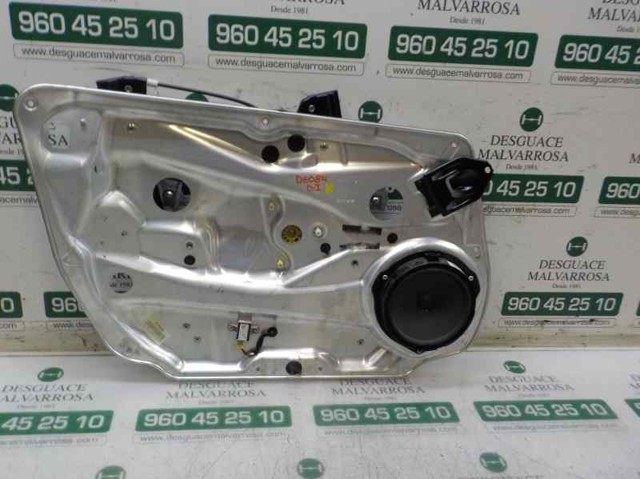 Mechanizm podnoszenia szyby drzwi przednich prawych A2047201879 MERCEDES