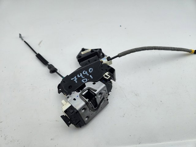 A2047202735 Mercedes