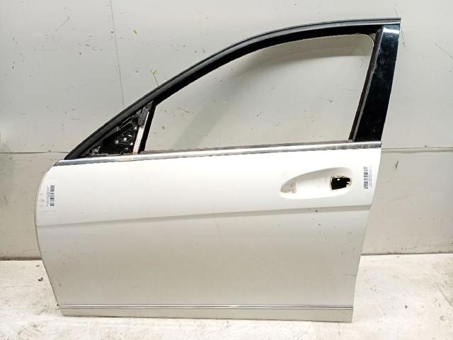 Drzwi przednie lewe A2047205900 MERCEDES