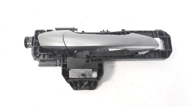 Klamka drzwi prawych przednia/tylna zewnętrzna A2047600270 NISSAN