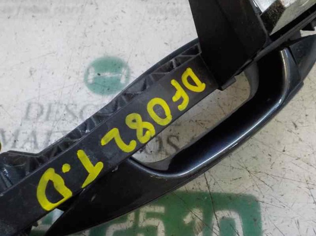 Pałąk zewnętrznej klamki drzwi przednich prawej A2047601234 MERCEDES