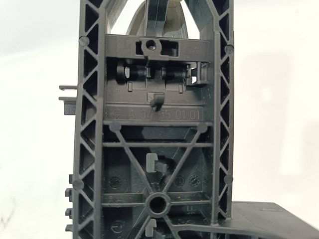 Pałąk zewnętrznej klamki drzwi przednich lewej A2047601534 MERCEDES