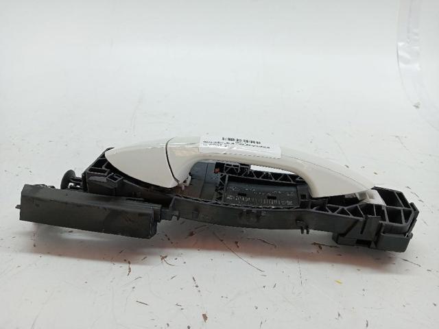 Pałąk zewnętrznej klamki drzwi tylnych lewych A2047602134 MERCEDES
