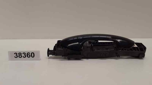 Pałąk zewnętrznej klamki drzwi tylnych lewych A2047602134 MERCEDES