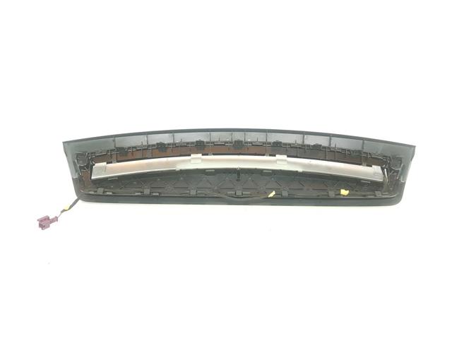 Lampa stop tylna dodatkowa A2048200056 Mercedes