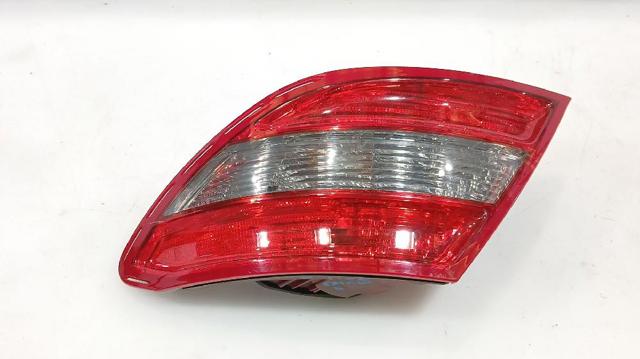  Mercedes C  (W204)