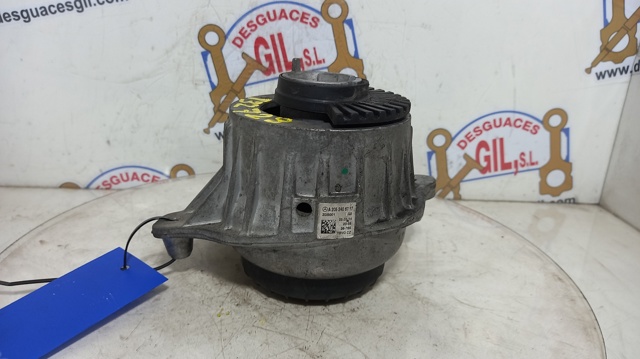 Poduszka (podpora) silnika prawa A2052406717 MERCEDES