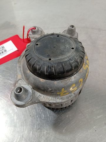 Poduszka (podpora) silnika prawa A2052406717 MERCEDES
