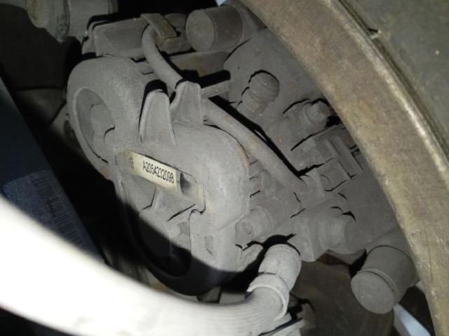 Zacisk hamulcowy tylny prawy A2054232098 MERCEDES
