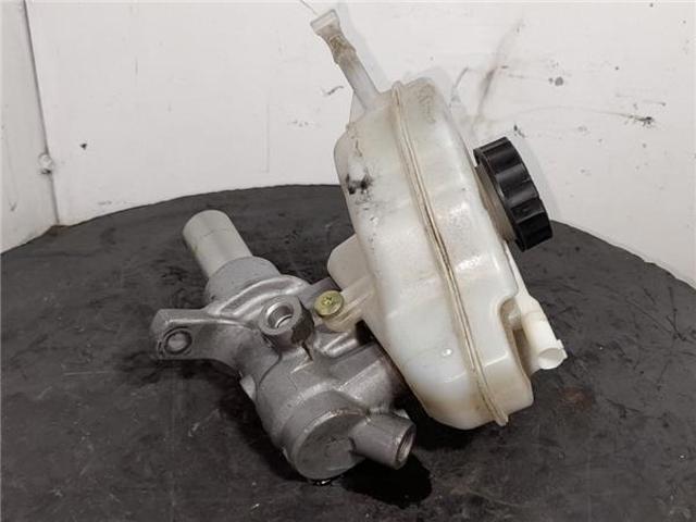 Główny cylinder hamulców A2054300001 MERCEDES