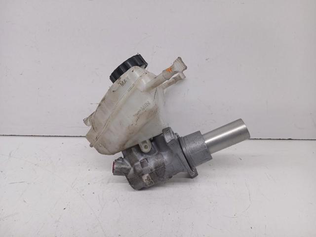 Zbiorniczek głównego cylindra hamulcowego (płynu hamulcowego) A2054300002 MERCEDES