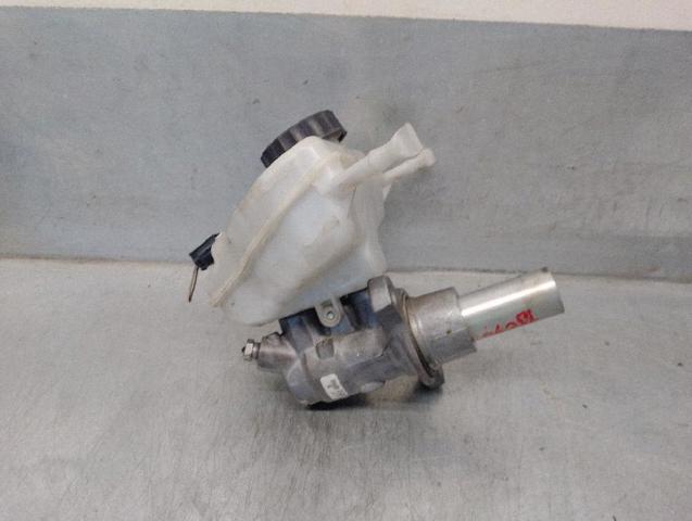 Zbiorniczek głównego cylindra hamulcowego (płynu hamulcowego) A2054300002 MERCEDES