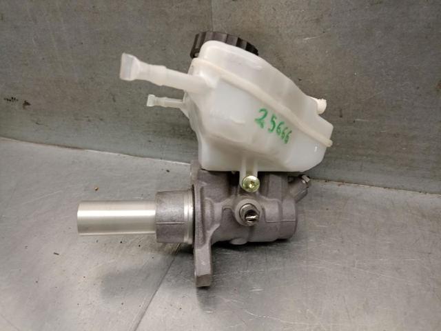 Zbiorniczek głównego cylindra hamulcowego (płynu hamulcowego) A2054300002 MERCEDES