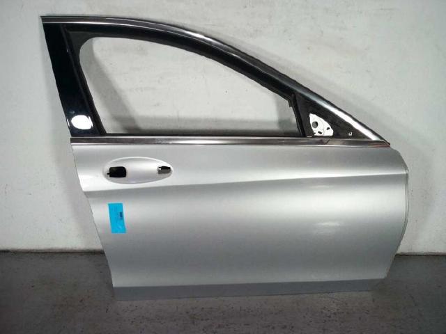  Mercedes C  (W205)