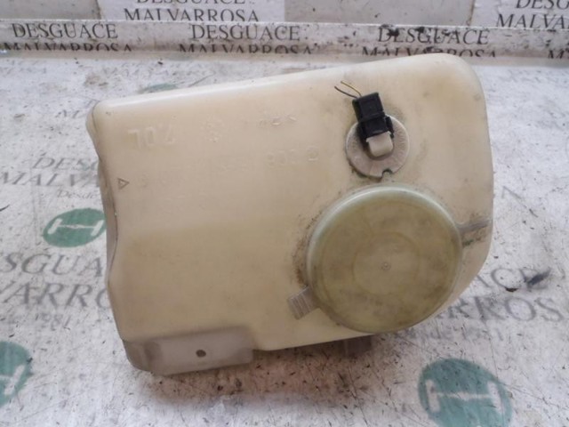 Zbiorniczek spryskiwacza szyb A2088690020 MERCEDES