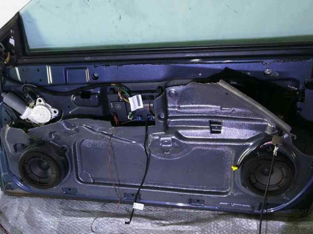 Mechanizm podnoszenia szyby drzwi przednich prawych A2097200846 MERCEDES